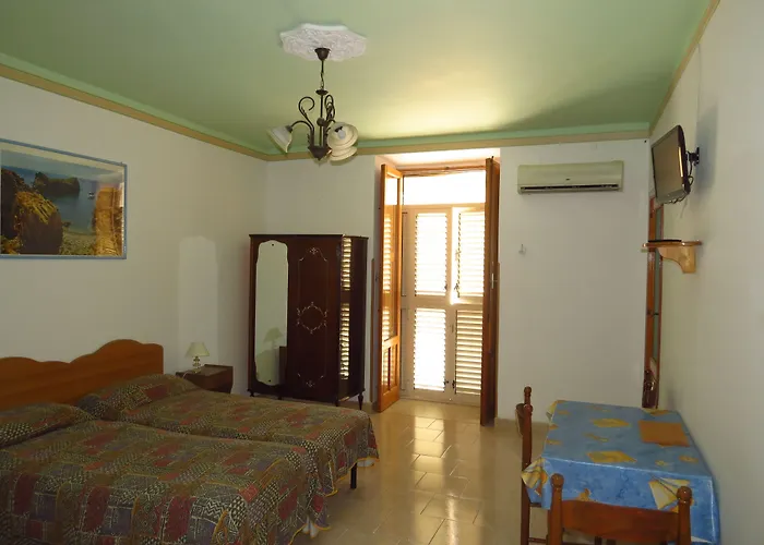 Casa Vittorio 3* Липари