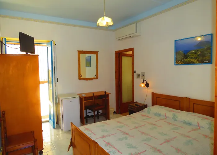 Casa Vittorio 3* Липари